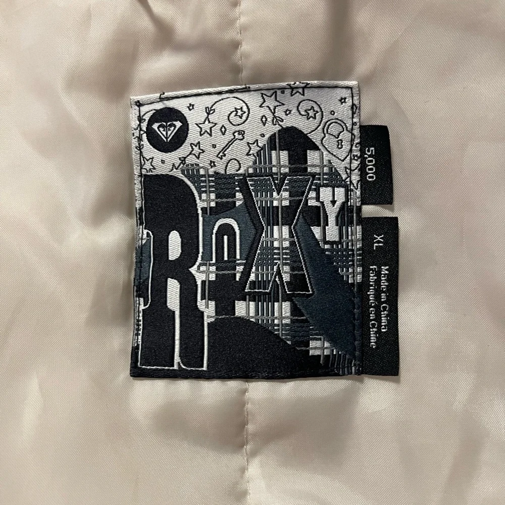 Roxy Jacket - Picture 2 of 5